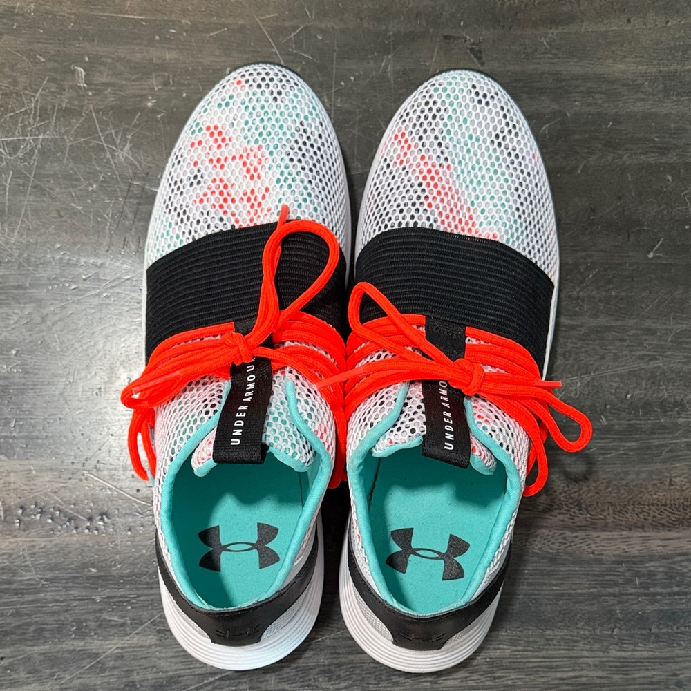 Under Armour Size 9.5 Womens Sneakers